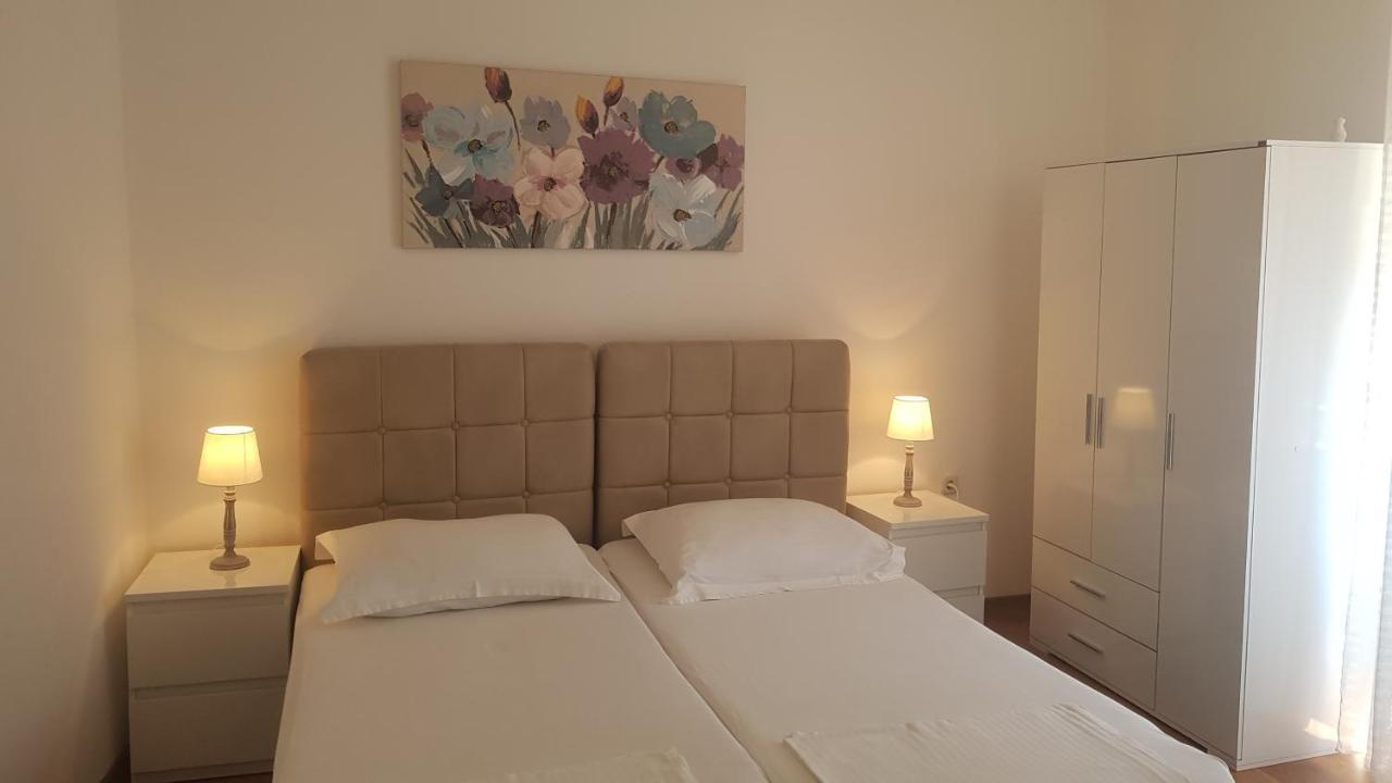 Apartments Andrea Шибеник Екстер'єр фото